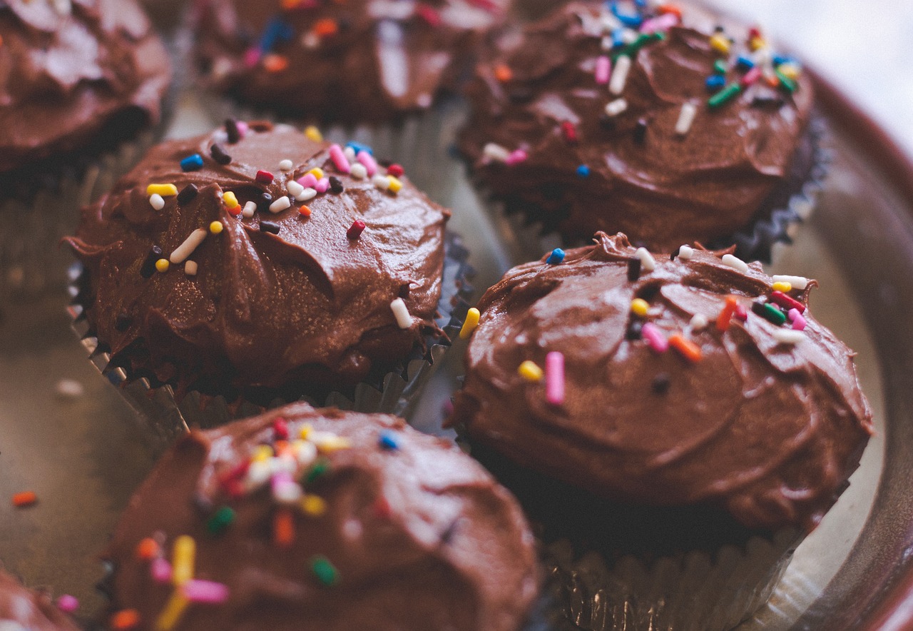 cupcakes-1081963_1280